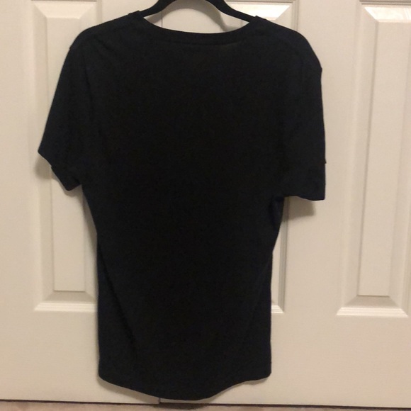 Mens J Crew Black V Neck T Shirt (Size Small) - Picture 3 of 3